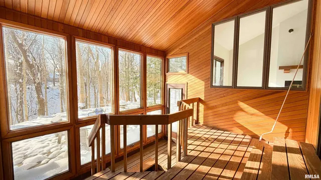 $339,500 | 1318 West Featherwood Drive, Dunlap, IL 61525