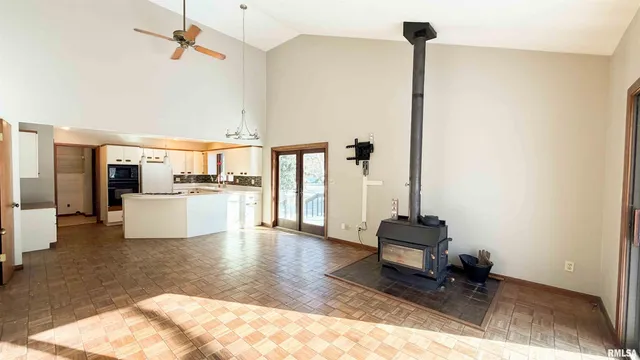 $339,500 | 1318 West Featherwood Drive, Dunlap, IL 61525