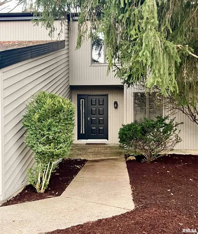 $339,500 | 1318 West Featherwood Drive, Dunlap, IL 61525