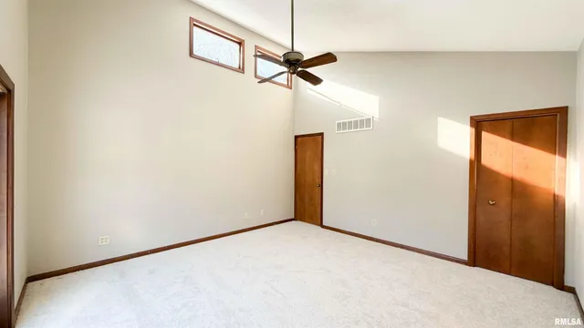 $339,500 | 1318 West Featherwood Drive, Dunlap, IL 61525