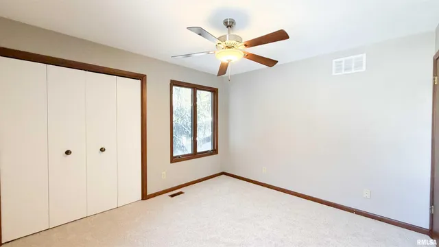 $339,500 | 1318 West Featherwood Drive, Dunlap, IL 61525