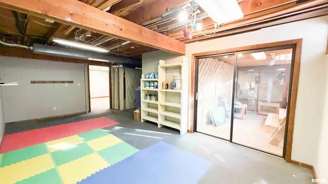 $339,500 | 1318 West Featherwood Drive, Dunlap, IL 61525