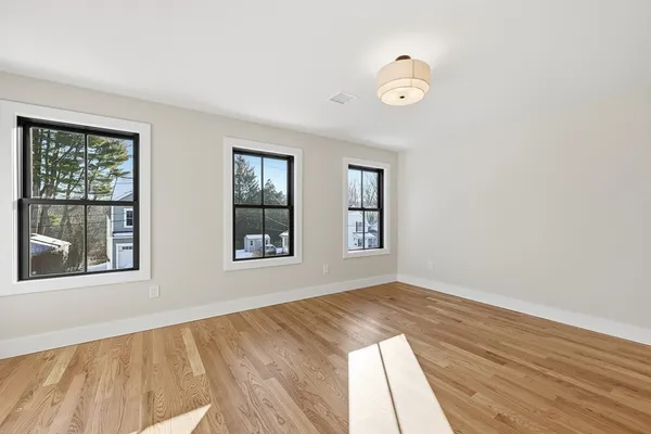 $898,000 | 33 Landy Avenue, Northampton, MA 01062