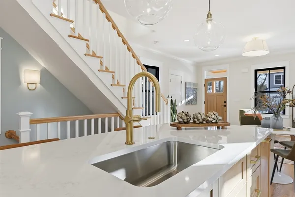 $898,000 | 33 Landy Avenue, Northampton, MA 01062