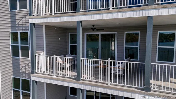 $349,000 | 290 Plaza Bch Drive, Unit 1B, Camdenton, MO 65020