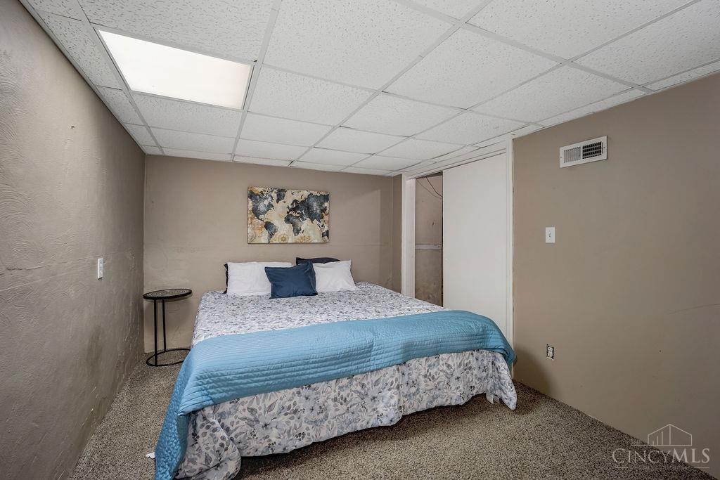 6255 Shadyglen Road Cincinnati, OH 45243 - Photo 46 of 63