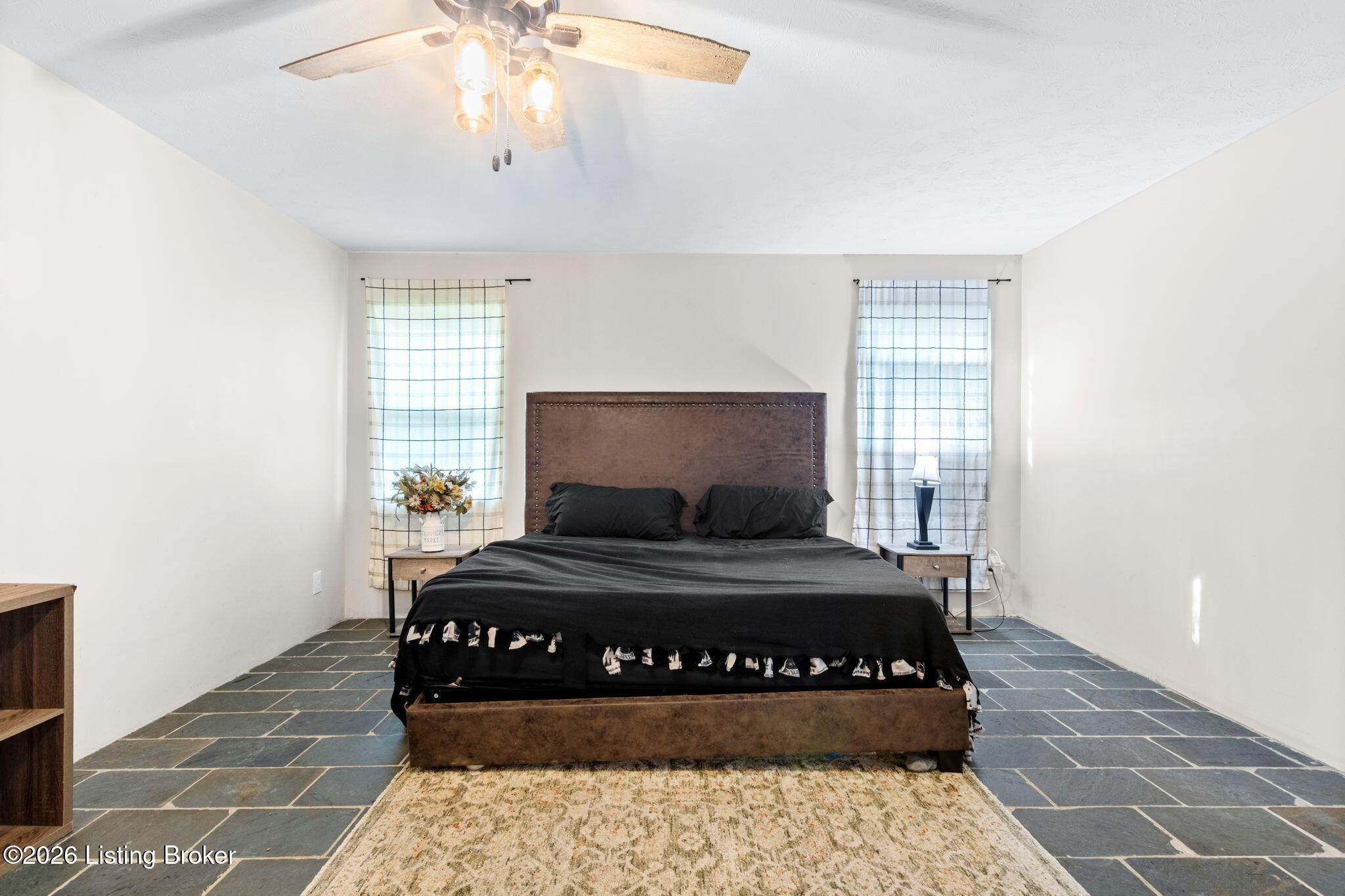 978 Raymond Road Shepherdsville, KY 40165 - Photo 33 of 53 12-web-or-mls-4F0A3806