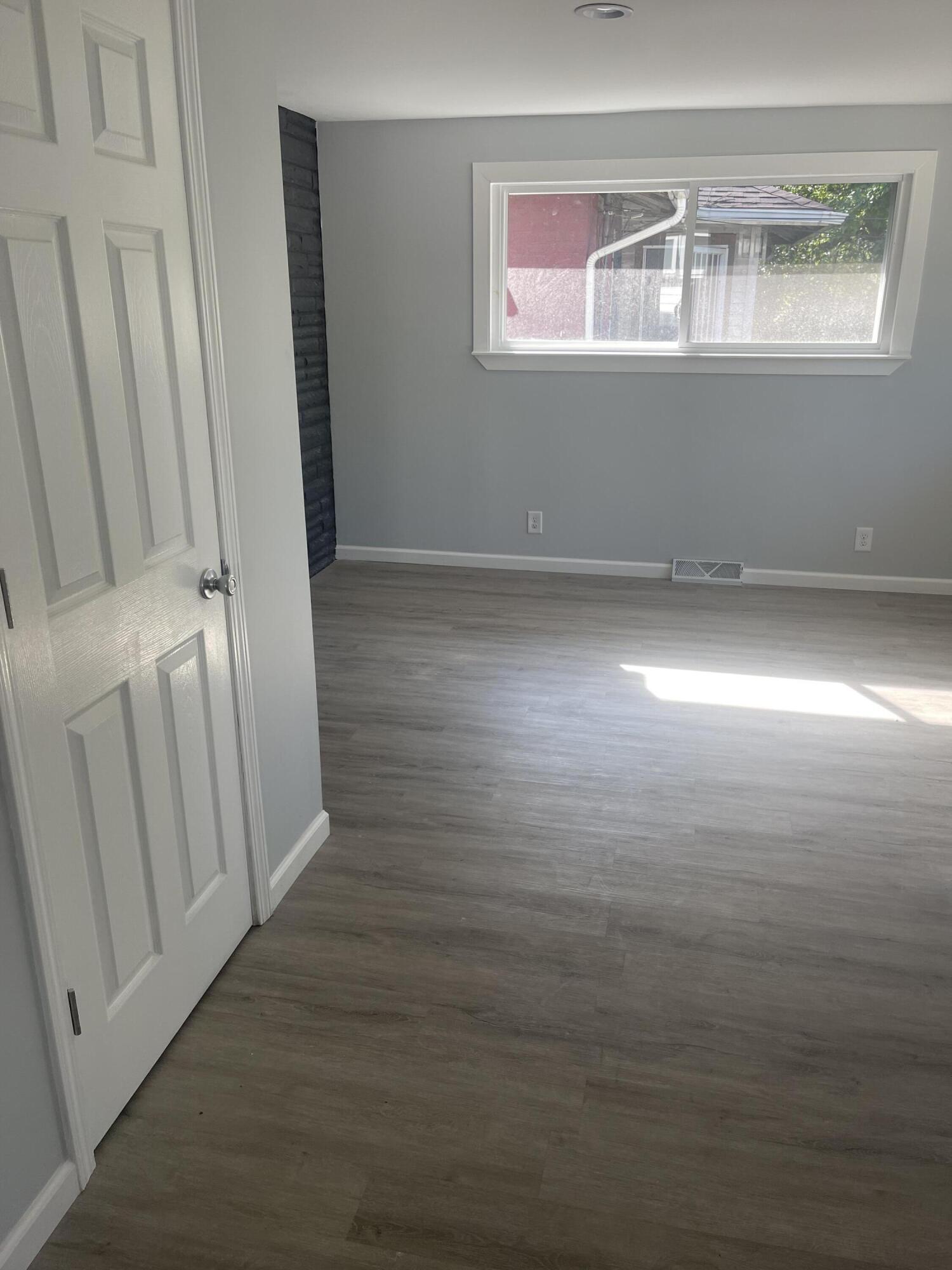 824 Johnson Street Gary, IN 46402 - Photo 15 of 39 1500x2000