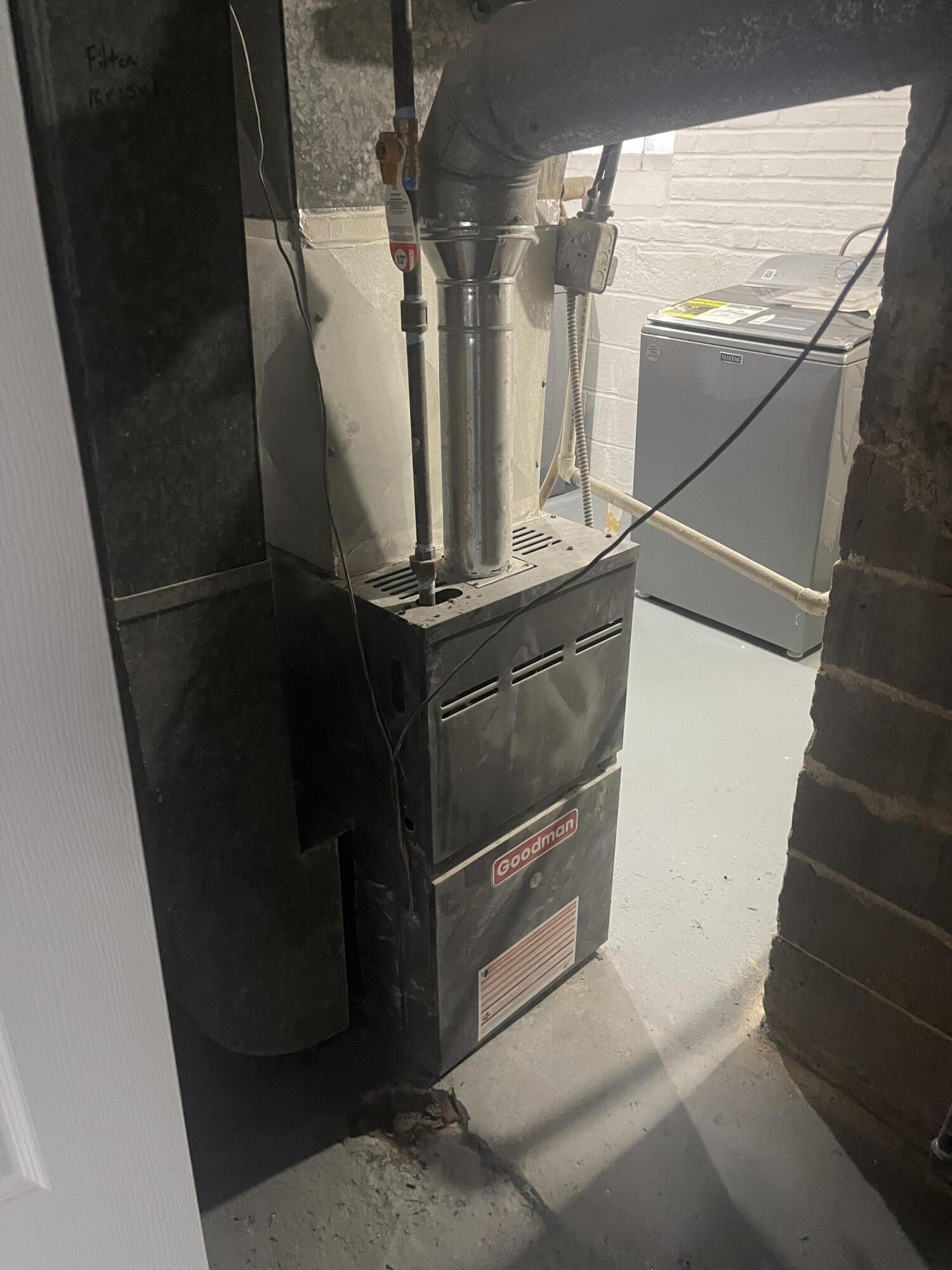 824 Johnson Street Gary, IN 46402 - Photo 36 of 39 1500x2000