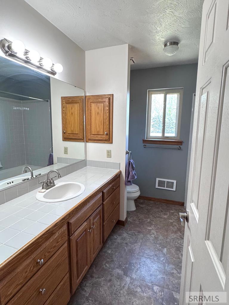 1391 Stoddard Road Shelley, ID 83274 - Photo 12 of 45 Main Bathroom