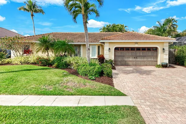 $1,100,000 | 20 Hickory Court, Marco Island, FL 34145