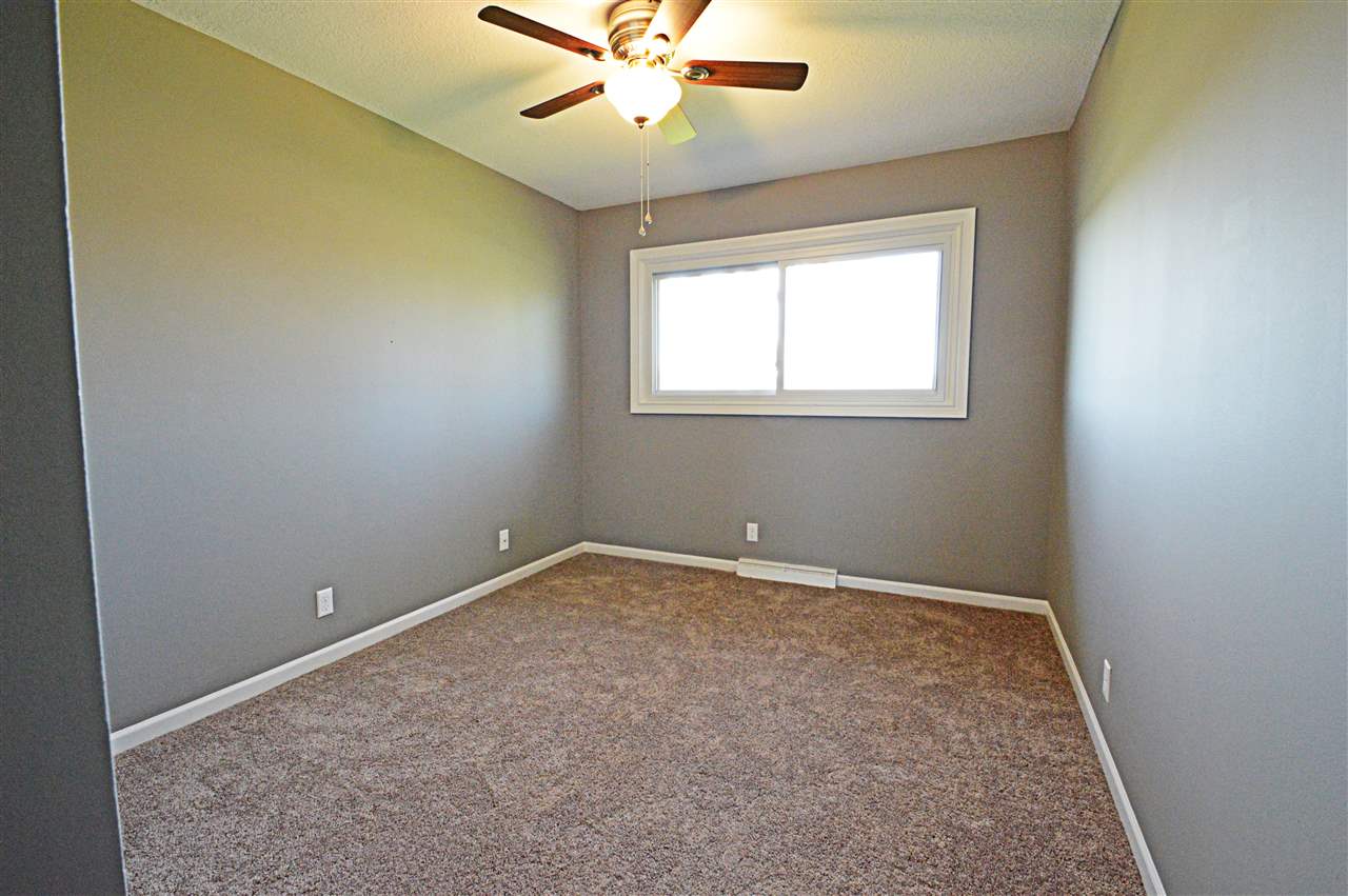 4316 Hursh Road Fort Wayne, IN 46845 - Photo 14 of 28