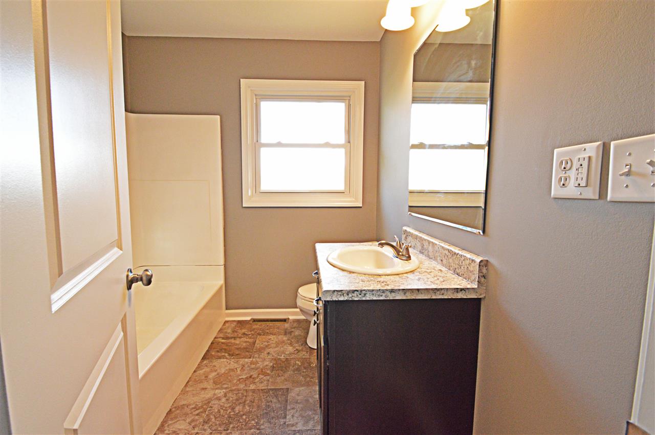 4316 Hursh Road Fort Wayne, IN 46845 - Photo 20 of 28