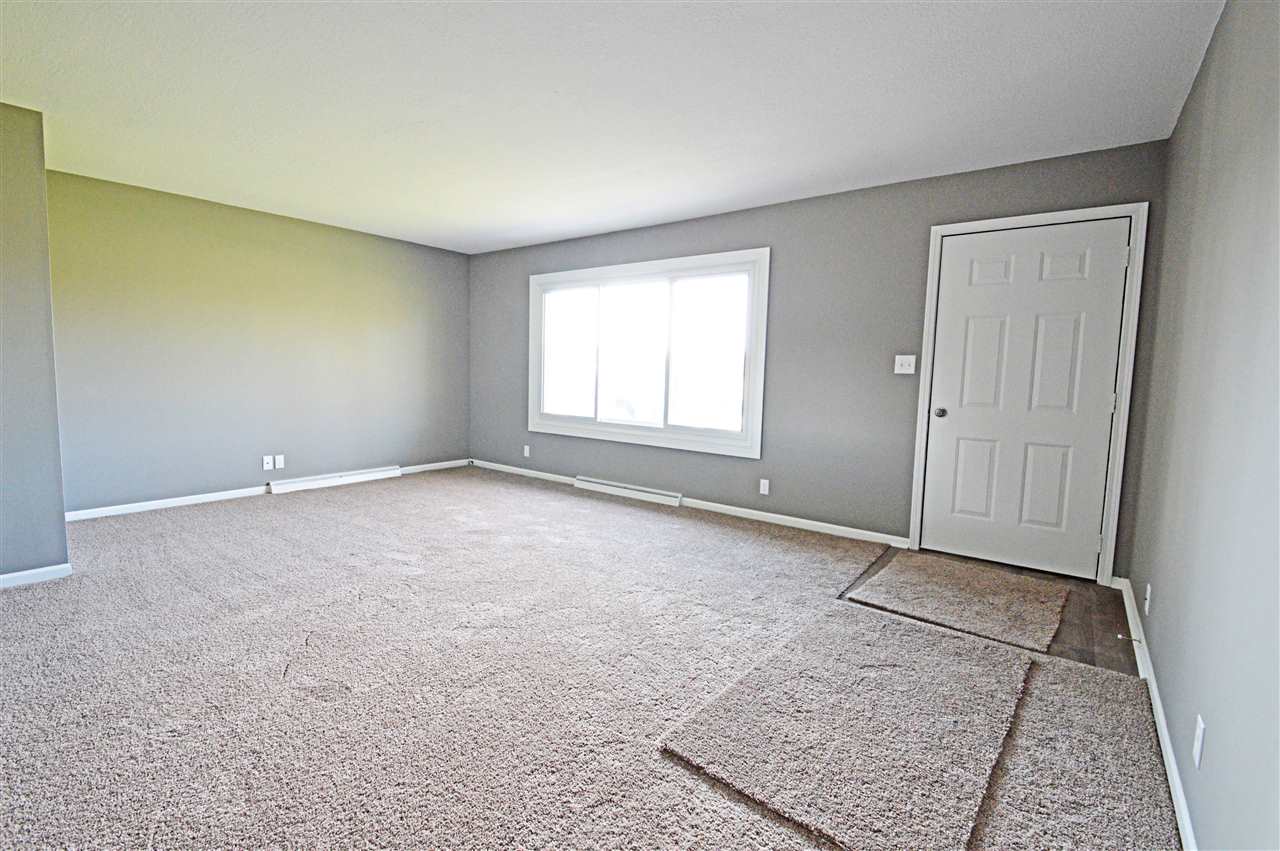 4316 Hursh Road Fort Wayne, IN 46845 - Photo 6 of 28