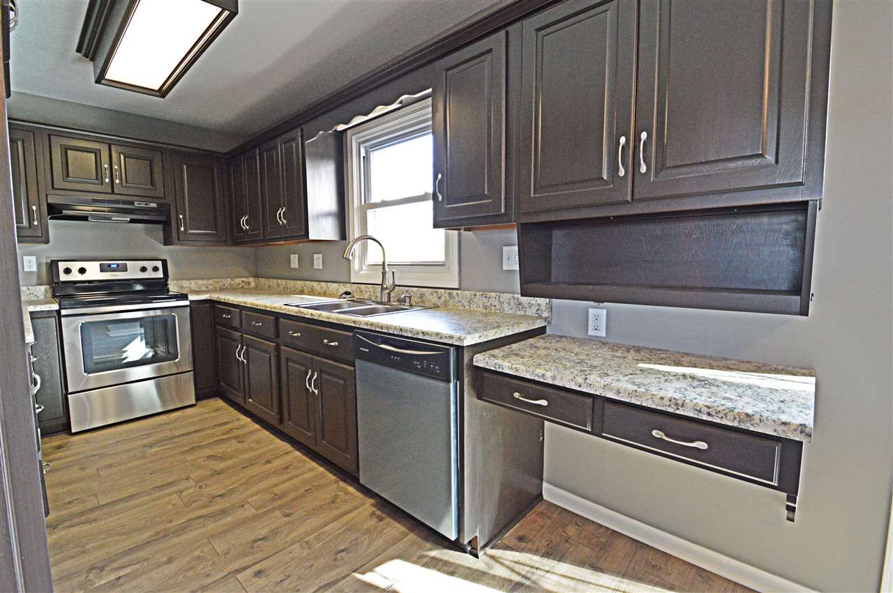 4316 Hursh Road Fort Wayne, IN 46845 - Photo 8 of 28