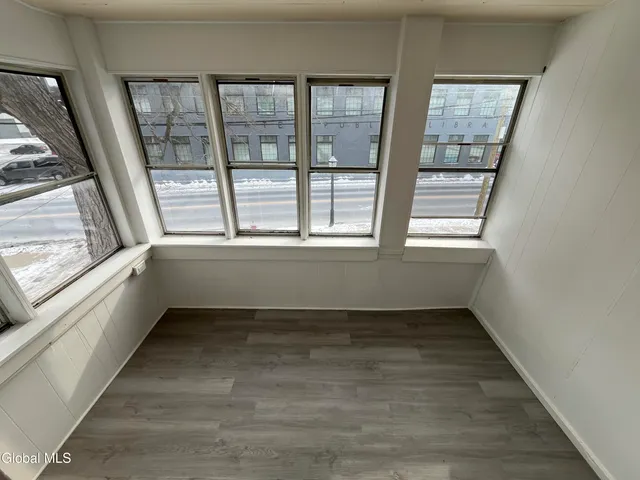 $1,800 | 715 Hudson Avenue, Unit D, Stillwater, NY 12170