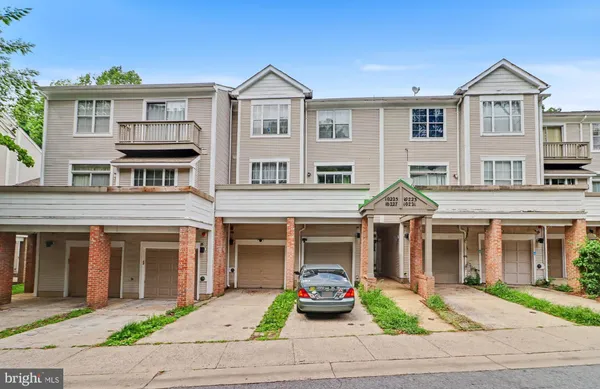 $2,690 | 10225 Cove Ledge Court, Montgomery Village, MD 20886