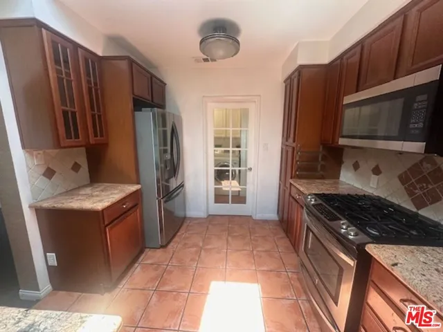 $5,700 | 4715 Camellia Avenue, North Hollywood, CA 91602