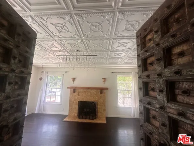 $5,700 | 4715 Camellia Avenue, North Hollywood, CA 91602