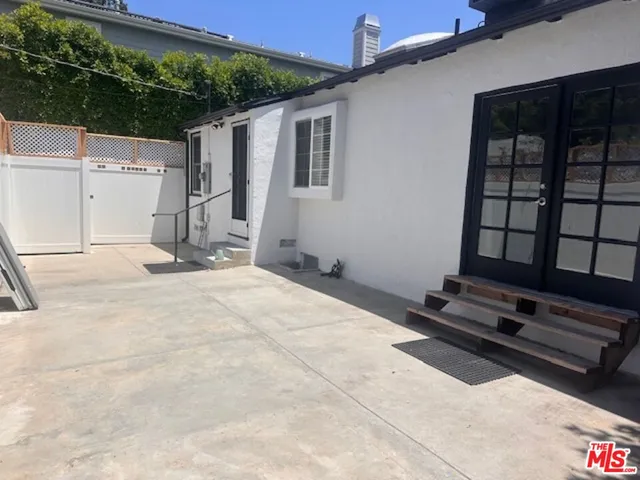 $5,700 | 4715 Camellia Avenue, North Hollywood, CA 91602