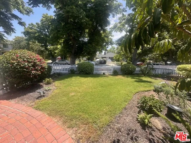 $5,700 | 4715 Camellia Avenue, North Hollywood, CA 91602