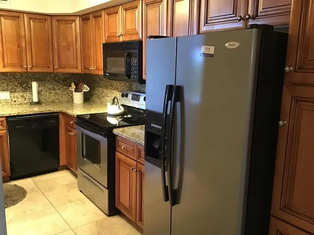 $1,850 | 2940 North Course Drive, Unit 608, Pompano Beach, FL 33069