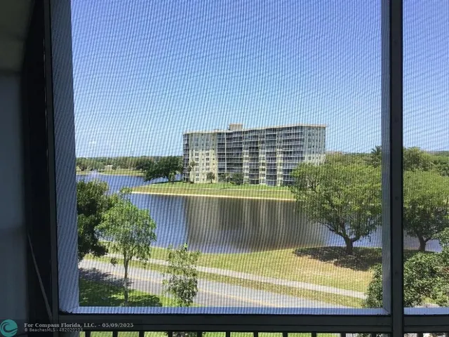 $1,850 | 2940 North Course Drive, Unit 608, Pompano Beach, FL 33069