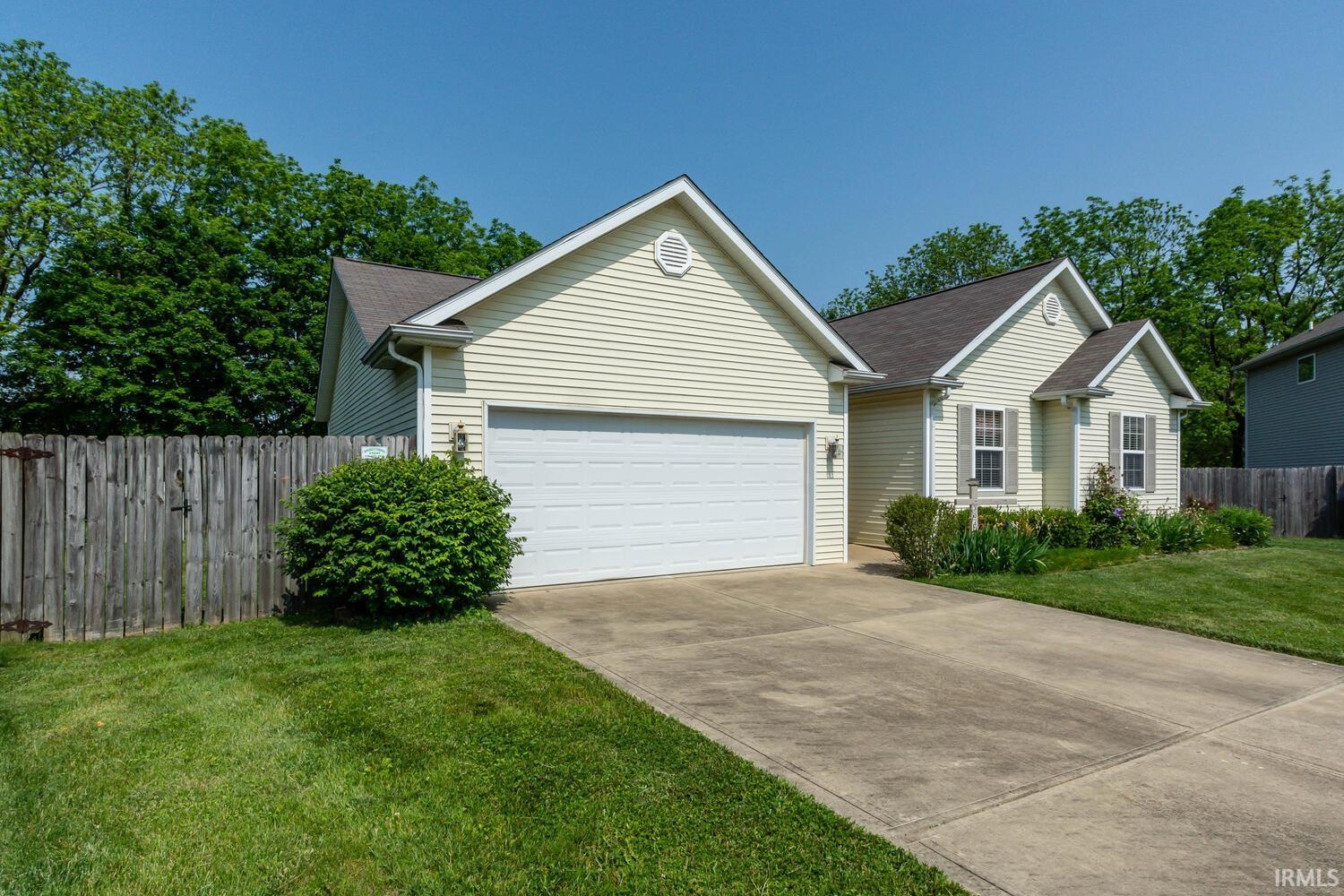 3049 Ruffys Way Bloomington, IN 47404 - Photo 3 of 34 Gallery Image 3