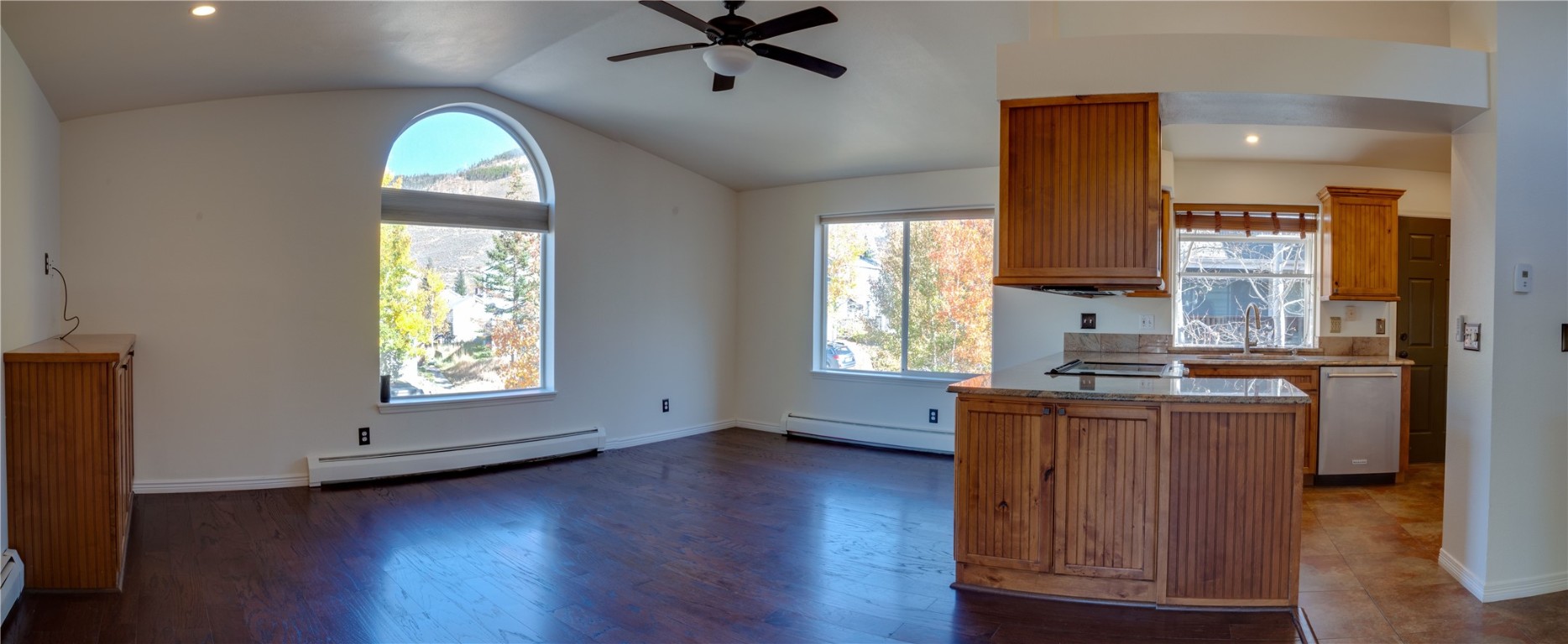 646 Alpine Road Dillon, CO 80435 - Photo 5 of 31 Open Family room dining room and kitchen