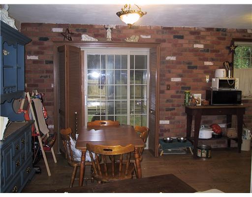 100 Crosslands Road Butler, PA 16002 - Photo 11 of 18 Dining Room.