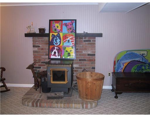 100 Crosslands Road Butler, PA 16002 - Photo 12 of 18 Family Room.