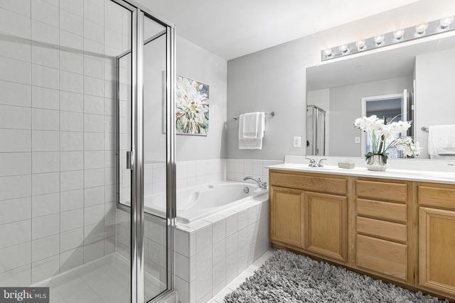 $555,000 | 5066 Donovan Drive, Alexandria, VA 22304