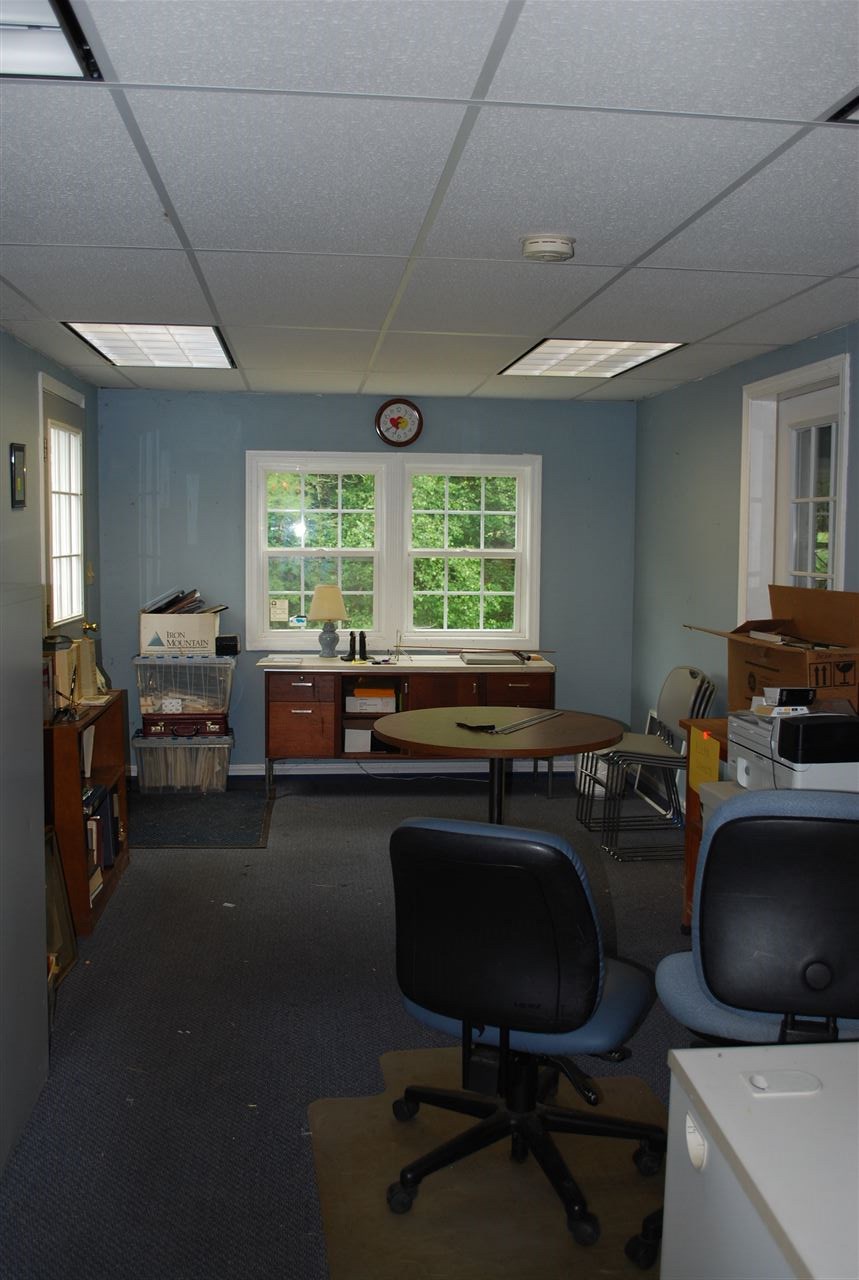 638 Scruton Pond Road Barrington, NH 03825 - Photo 17 of 27 Gallery Image 17