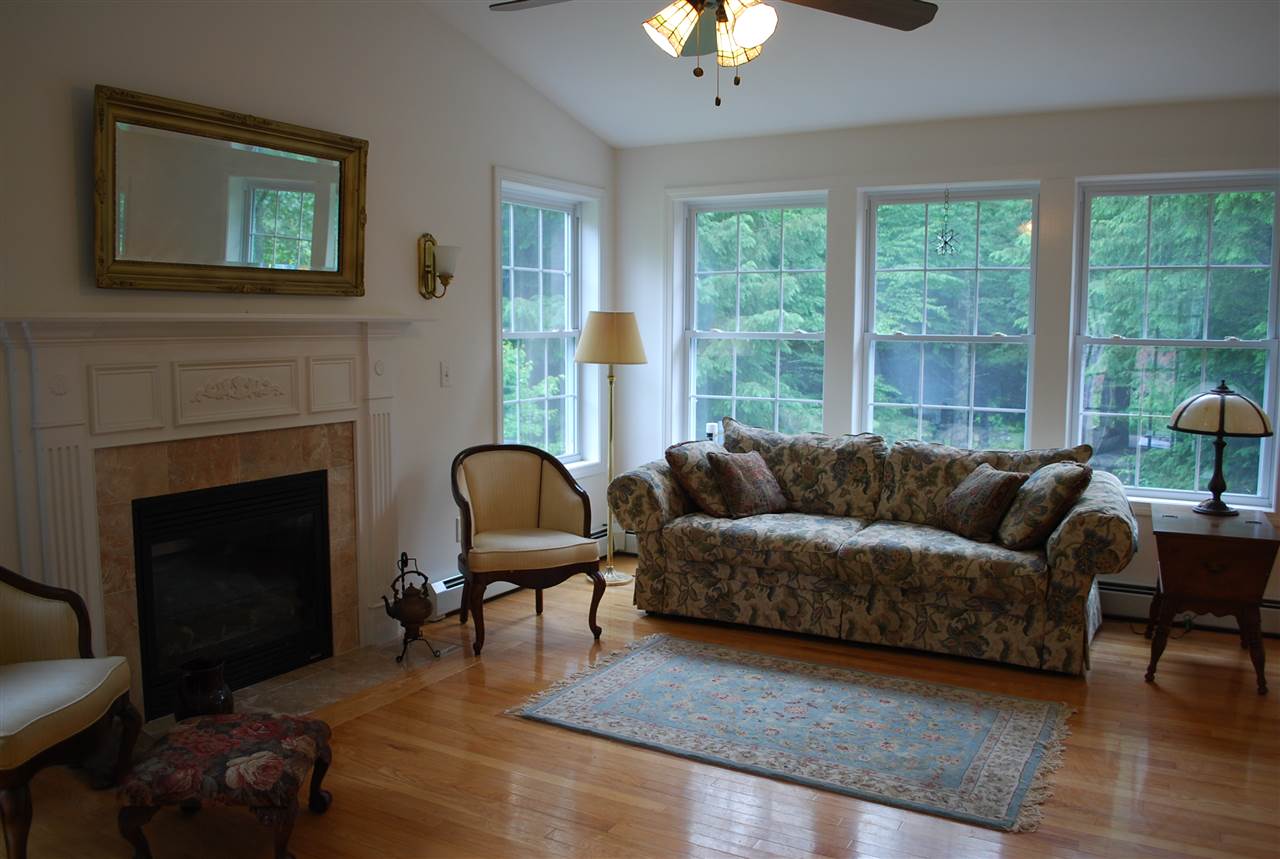 638 Scruton Pond Road Barrington, NH 03825 - Photo 5 of 27 Gallery Image 5