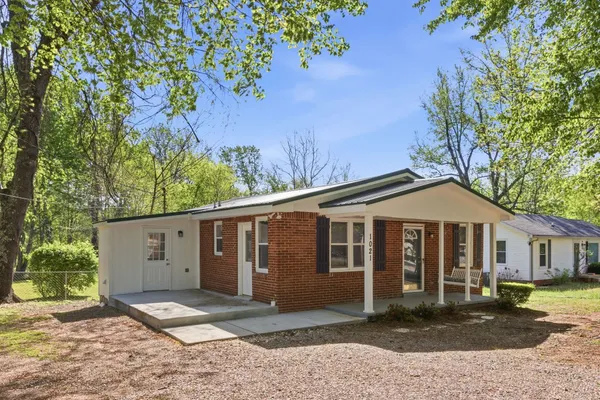 $269,900 | 1021 Preston Drive, Burns, TN 37029