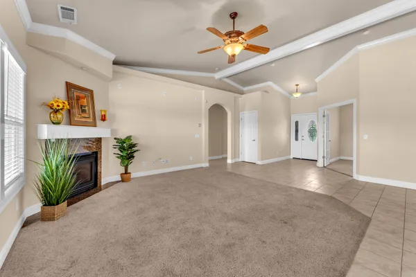 $425,000 | 24015 Shirley Drive, Bella Vista, CA 96008