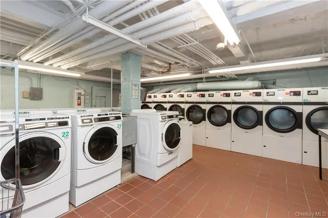 a view of outdoor space yard deck and patio