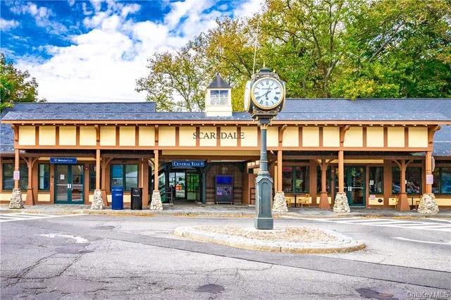 $239,900 | 188 Garth Road, Unit 1W, Scarsdale, NY 10583