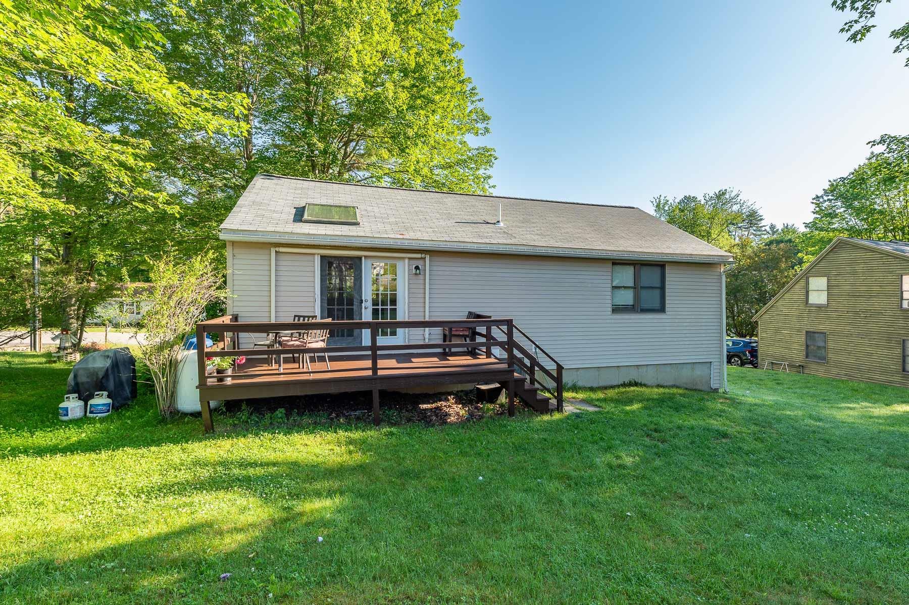 75 Ledgeview Drive Rochester, NH 03839 - Photo 24 of 32