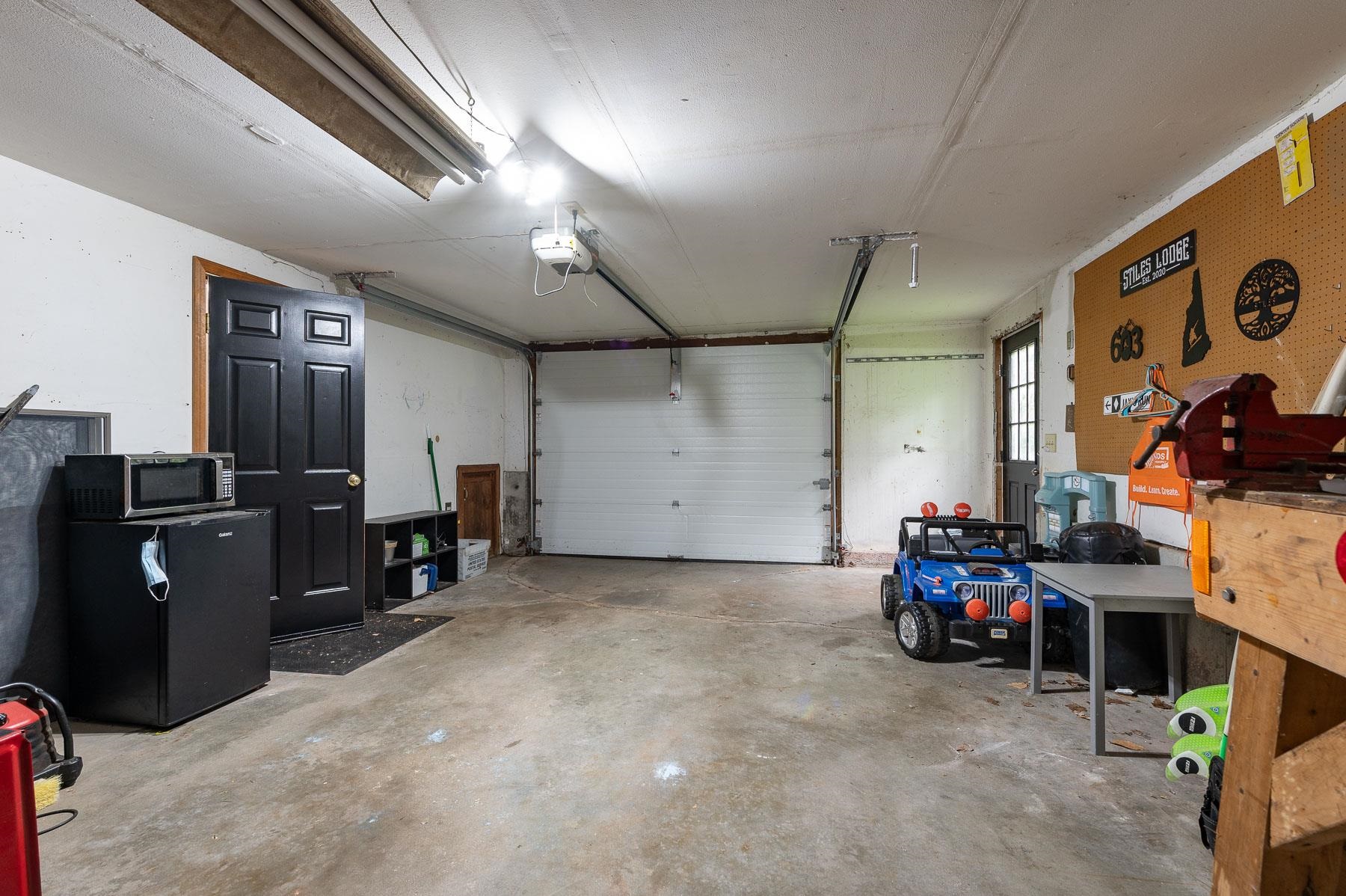 75 Ledgeview Drive Rochester, NH 03839 - Photo 25 of 32