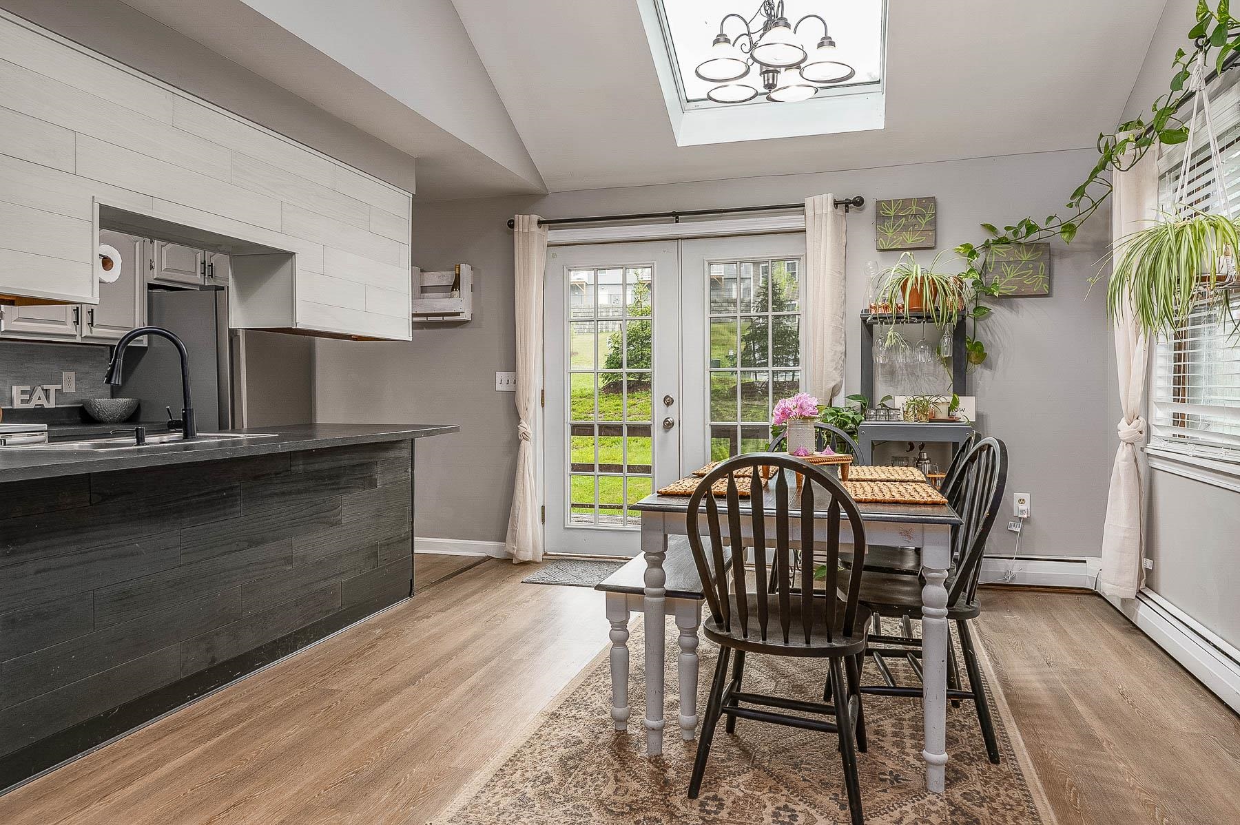 75 Ledgeview Drive Rochester, NH 03839 - Photo 3 of 32