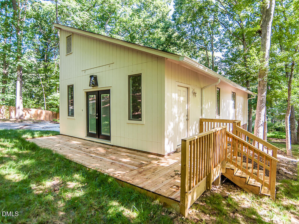 2004 Brocton Place Durham, NC 27712 - Photo 33 of 42 Real_Estate_Avenue_West_2004_Brocton-955