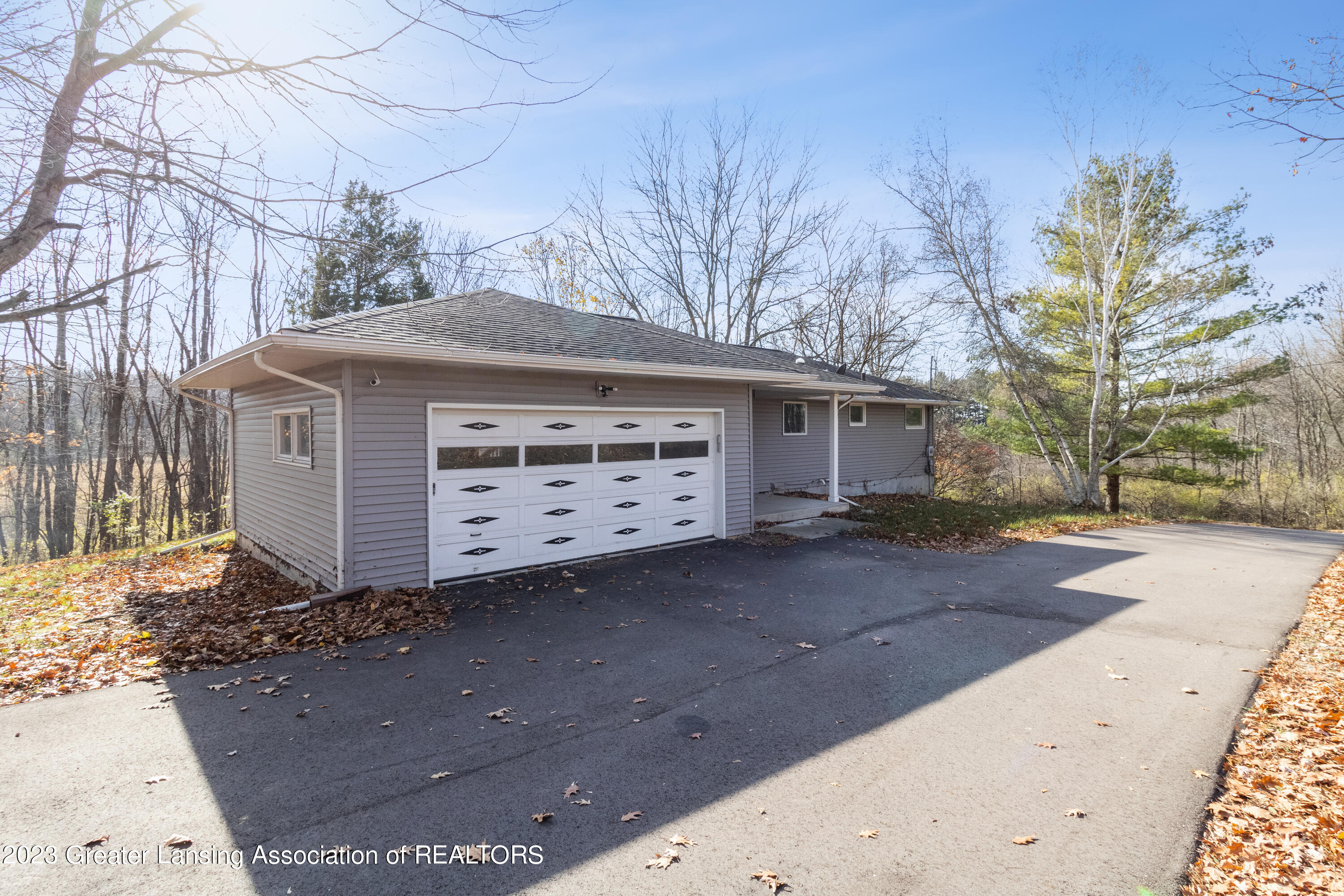 1465 Harper Road Mason, MI 48854 - Photo 2 of 41 02-1465-Harper-Rd-Mason-MI-48854-WindowS