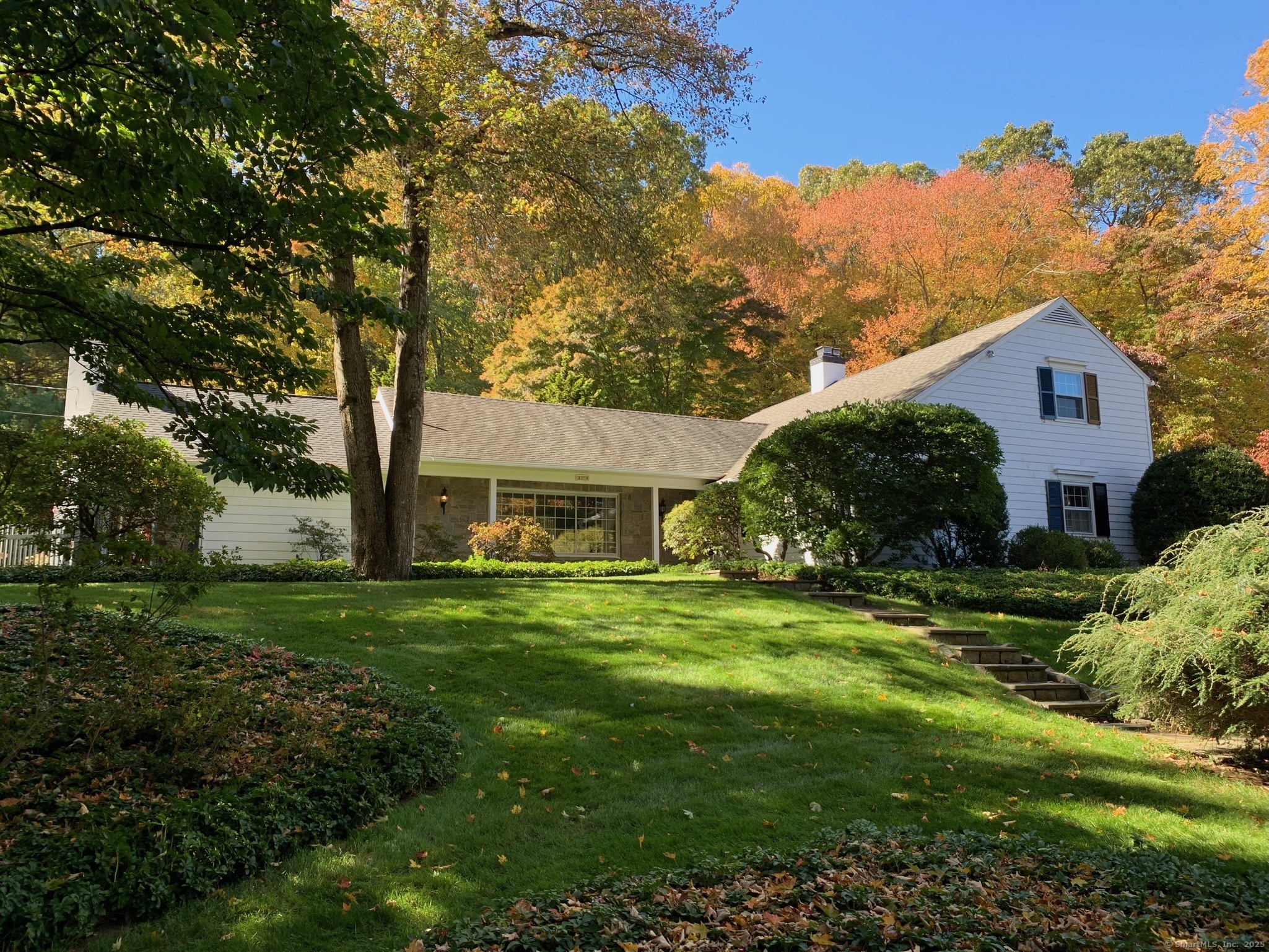 378 Valley Road New Canaan, CT 06840 - Photo 1 of 1 Gallery Image 1