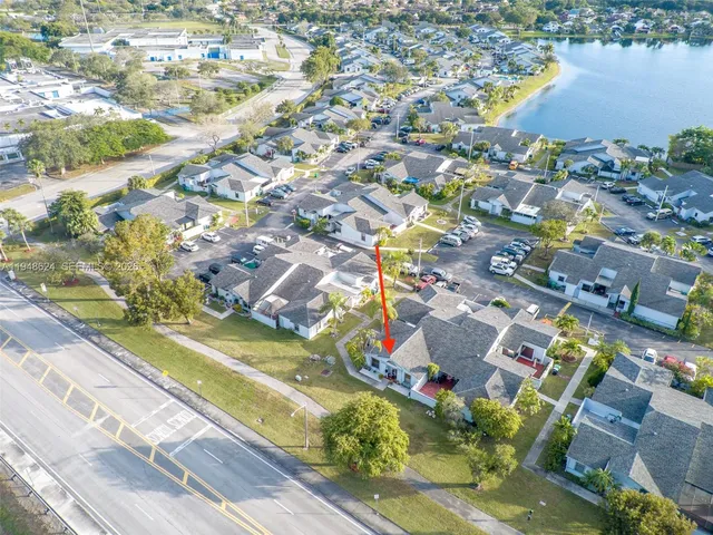 $340,000 | 15235 Southwest 64th Terrace, Unit 935, Miami, FL 33193