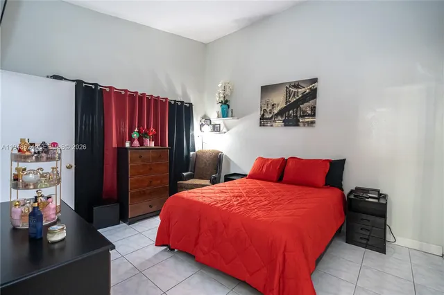 $340,000 | 15235 Southwest 64th Terrace, Unit 935, Miami, FL 33193