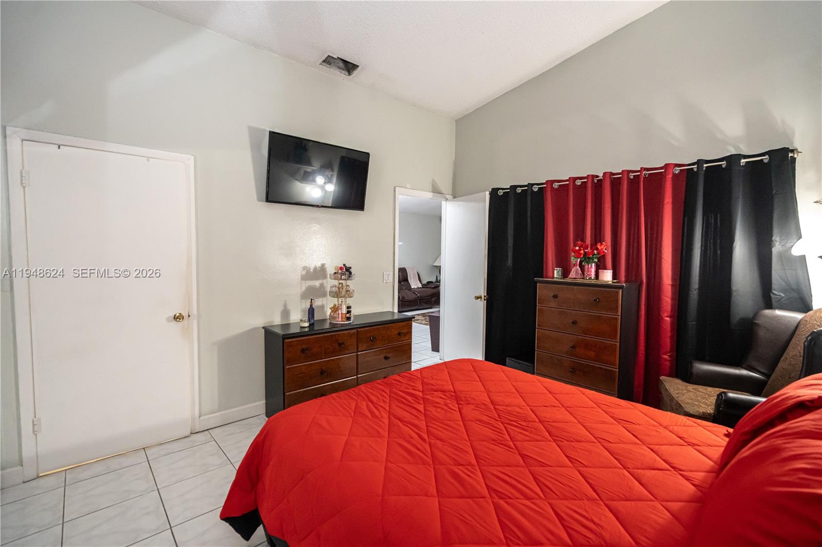 15235 Southwest 64th Terrace, Unit 935 Miami, FL 33193 - Photo 7 of 26 Master Bedroom