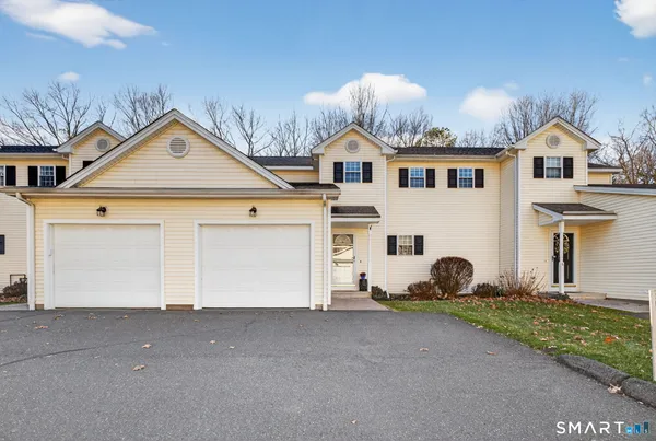 $335,000 | 135 New Britain Avenue, Unit 5, Plainville, CT 06062