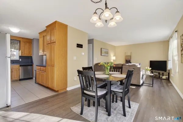 $335,000 | 135 New Britain Avenue, Unit 5, Plainville, CT 06062