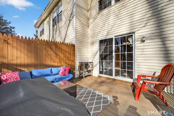 $335,000 | 135 New Britain Avenue, Unit 5, Plainville, CT 06062